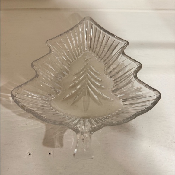 Mikasa Christmas Night Small Glass Tree Candy Dish - Picture 6 of 6